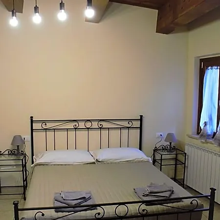 La Vecchia Osteria Bed & Breakfast Montereale